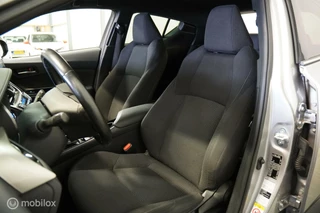 Toyota C-HR Toyota C-HR 1.8 Hybrid Style Ultimate, 28.885 KM!! - afbeelding nr 25