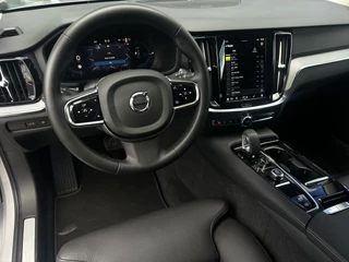 Volvo V60 Volvo V60 2.0 T6 Plug-in hybrid AWD Plus Dark 350pk - afbeelding nr 18