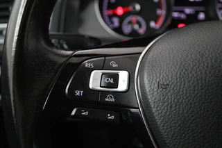 Volkswagen Golf Volkswagen Golf 1.0 TSI Comfortline (PARKEERSENSOREN, CRUISE CONTROL, NAVIGATIE, CARPLAY, NL-AUTO) - afbeelding nr 13