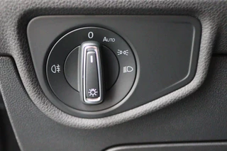 Volkswagen Touran Climate, ACC, Stoelverwarming, Elektrische Achterklep, Trekhaak, 18'' - afbeelding nr 34