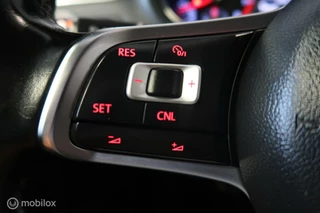Volkswagen Polo Volkswagen Polo 1.2 TSI R-Line Carplay Navi 90 PK - afbeelding nr 20