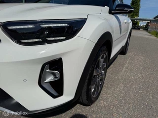 Kia Stonic Kia Stonic 1.0 T MHEV GT Line Automaat  GT Line meest luxe uitvoering Full option , lage km stand , auto is als nieuwe , 7 jaar fabrieks garantie - afbeelding nr 12