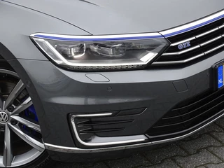 Volkswagen Passat Volkswagen Passat Variant TSI GTE 218PK DSG / Highline / R-Line / LED - afbeelding nr 48