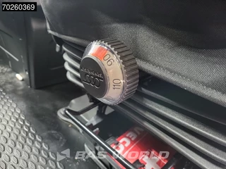 Iveco Daily Iveco Daily 35C21 3.0L 210PK 2025MODEL Laadklep ACC CarPlay Airco Zijdeur Bakwagen Meubelbak Koffer Airco - afbeelding nr 19