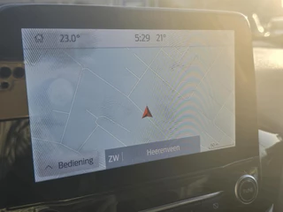 Ford Fiesta Ford Fiesta 1.0 EcoBoost Hybrid ST-Line X | Adaptive cruise control | Winter Pack | Dodehoeksensoren | Full-LED koplampen | Achteruitrijcamera | Draadloze telefoonlader | Privacy glass - afbeelding nr 25