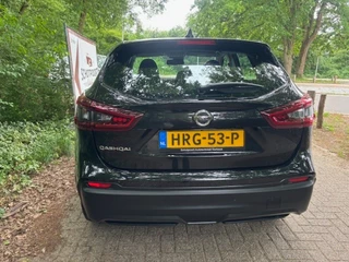 Nissan QASHQAI Nissan QASHQAI 1.3 DIG-T DESIGN **19inch//Camera/DAB//Carplay** - afbeelding nr 4