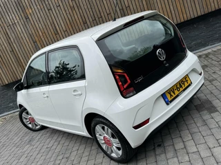 Volkswagen up! Volkswagen Up! 1.0 BMT move up! Airco | Elektrische ramen | DAB radio | LED dagrijverlichting | 15 inch lichtmetalen velgen | NAP - afbeelding nr 36