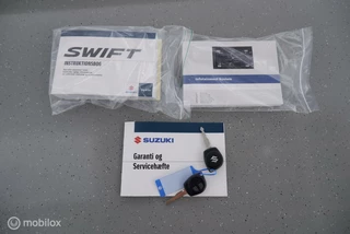 Suzuki Swift Suzuki Swift 1.2 83 PK Select Smart Hybrid  led/cam/dab/lmv16 - afbeelding nr 19