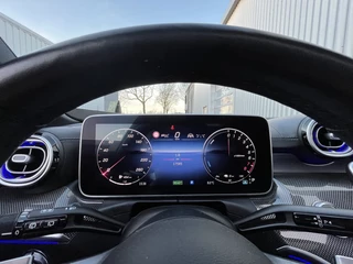 Mercedes-Benz C-Klasse Mercedes-Benz C-Klasse Estate 300e AMG Line | Panorama Dak | Trekhaak | Head Up Display - afbeelding nr 37