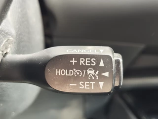 Toyota C-HR Toyota C-HR 1.8 Hybrid Executive | Navi | JBL | Sensoren v/a | Android Auto - afbeelding nr 13