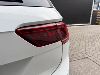 Volkswagen Tiguan Volkswagen Tiguan 2.0 TDI 4Motion Highline|Pano|Leer|Dynaudio|Camera| - afbeelding nr 13