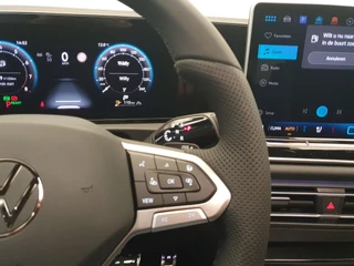 Volkswagen Tiguan Volkswagen Tiguan 1.5 eTSI 150pk DSG/AUT R-Line LEDER, Wegklapbare trekhaak, Panoramadak - afbeelding nr 15