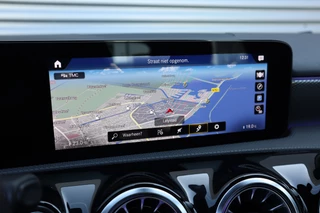 Mercedes-Benz A-Klasse Mercedes-Benz A-Klasse 250 e Luxury Sfeer verlichting / Widescreen / Camera / Carplay / - afbeelding nr 15
