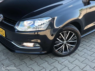 Volkswagen Polo Volkswagen Polo 5Drs 1.0 Allstar Clima Stoelverwarming DonkerGlas Pdc V+A - afbeelding nr 2