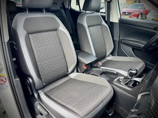 Volkswagen T-Cross Volkswagen T-Cross 1.5 TSI 150PK DSG R-Line Virtual Camera Carplay - afbeelding nr 4