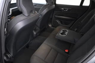 Volvo V60 Volvo V60 2.0 B3 Business Pro Airco, Cruise Control, Camera, PDC - afbeelding nr 16