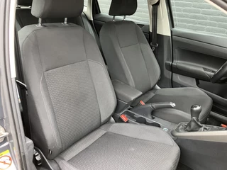 Volkswagen Polo Volkswagen Polo 1.0 TSI Comfortline Business | 1e eigenaar | apple carplay | climate control | navigatie | ad. cruise control - afbeelding nr 17