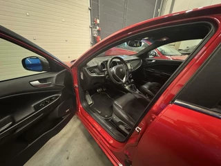 Alfa Romeo Giulietta Alfa Romeo Giulietta QV 1750TBI Rosso Competizione!! - afbeelding nr 10