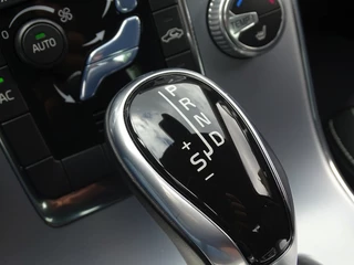 Volvo S60 Volvo S60 1.5 T2 122PK Nordic+ / R-Design / LED 2016 *NAP* - afbeelding nr 19