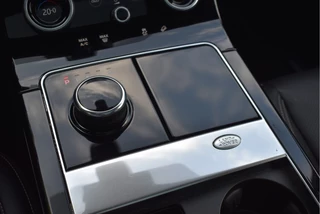 Land Rover Range Rover Velar Land Rover Range Rover Velar 2.0 P250 Turbo AWD R-Dynamic Drive Pro Pack | Keyless | Digitale tellers | Pano.dak | Carplay | Adapt.CC | Camera | Meridian | Elekt.stoelen - afbeelding nr 29