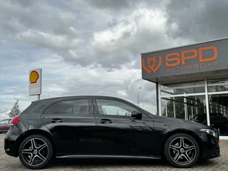Mercedes-Benz A-Klasse Mercedes A-klasse 180 |AMG|Sfeerlicht|Night|Stoelverwarming - afbeelding nr 9