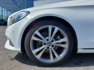 Mercedes-Benz C-Klasse Mercedes-Benz C-Klasse 180 156pk Automaat Business Solution Plus | Origineel NL | Navi | Clima | Cruise | Led Koplampen | Pdc V+A+Assist+Camera | Dodehoek+Licht+Regensensor | Privacy Glass | 18''lm - afbeelding nr 33