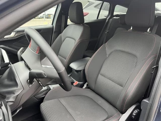 Ford Focus Ford Focus Wagon 1.0 EcoBoost Hybrid ST Line  155pk Automaat | Adaptive cruise control | Winter Pack | Dodehoeksensoren | Camera - afbeelding nr 10