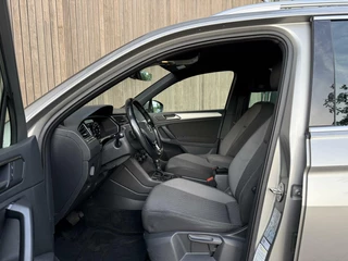Volkswagen Tiguan Volkswagen Tiguan 1.4 TSI ACT R-Line, Wegkl.Trekhaak, CAMERA, ACC - afbeelding nr 17
