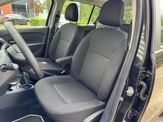 Dacia Sandero Dacia Sandero 0.9 TCE 90pk Laureate Airco Cruise Camera Navi DAB PDC - afbeelding nr 3