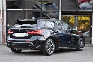 BMW 1 Serie BMW 1-serie M135i xDrive High Executive Pano Ambiance - afbeelding nr 8