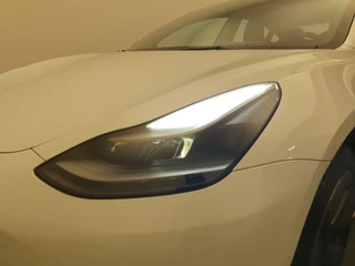 Tesla Model 3 - afbeelding nr 22