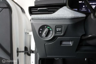 Škoda Kamiq Skoda Kamiq 1.0 TSI Selection-AUTOMAAT-CARPLAY-115PK - afbeelding nr 18