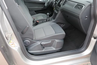 Volkswagen Golf Sportsvan Cruise-control,PDC, LMV,Achteruitrijcamera ,Stoelverwarming, Navigatie . etc. . - afbeelding nr 32
