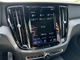 Volvo V60 Volvo V60 T6 Plug-In Hybrid AWD R-Design | Harman/Kardon Audio | Memorystoelen | Climate Pack | ACC | Keyless Entry | - afbeelding nr 13