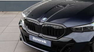 BMW 5 Serie BMW 5 Serie Touring 550e xDrive M-Sport Pro | Stoelventilatie | Bowers & Wilkins | M Onderstel Professional | Panormadak | Trekhaak - afbeelding nr 18