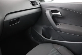 Volkswagen Polo Volkswagen Polo 1.0 TSI Connected Series | Carplay | Navigatie |  Cruise control | Airco | Parkeerhulp | Bluetooth - afbeelding nr 13