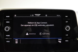 Volkswagen T-Roc Volkswagen T-Roc 1.5 TSI 150PK DSG STYLE VIRTUAL/CARPLAY/CAMERA - afbeelding nr 35