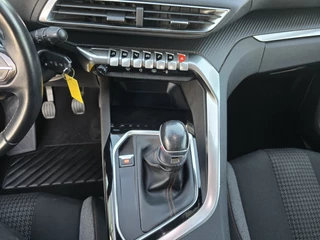 Peugeot 5008 / NWE Motor / 7 Persoons / Carplay / Trekhaak - afbeelding nr 14