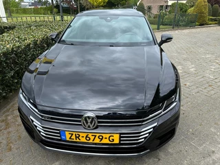 Volkswagen Arteon Volkswagen Arteon 1.5 TSI DSG7 Business R Pano / Keyless / Virtual - afbeelding nr 3