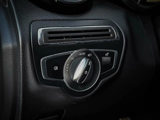 Mercedes-Benz C-Klasse Mercedes C-klasse Estate 180 AMG | LEDER | LED | FACELIFT | BOMVOL OPTIES - afbeelding nr 21