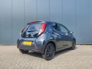Toyota Aygo Toyota Aygo 1.0 VVT-i x-fun - afbeelding nr 6