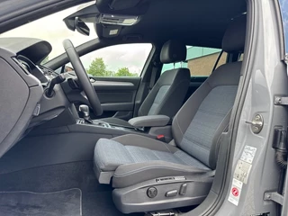 Volkswagen Passat Volkswagen Passat Variant 1.4 TSI DSG GTE TREKHAAK/360-CAMERA/MEMORY/NAVI/CARPLAY/ACC/E-KLEP - afbeelding nr 11