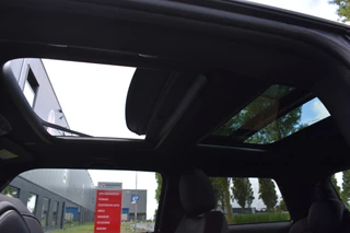 MINI Electric MINI Electric Mini Resolute edition 33 kWh Pano automaat resolute edition 135kw 1e eigenaar n.a.p. Pano / Leder / Harman Kardon / Head Up / Camera / Keyless - afbeelding nr 46