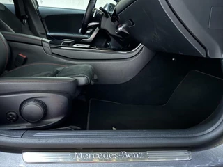 Mercedes-Benz A-Klasse Mercedes A-klasse 180 AMG Pano Night pakket Widescreen NAP - afbeelding nr 28