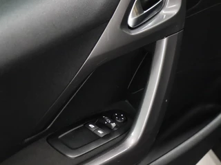 Peugeot 2008 Peugeot 2008 1.2 PureTech Allure [NAVIGATIE, APPLE CARPLAY, ANDROID, CLIMATE CONTROL, PARKEERSENSOR, CRUISE CONTROL, NIEUWSTAAT] - afbeelding nr 12