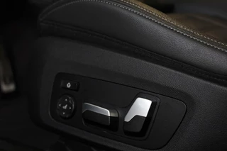 BMW 3 Serie BMW 3-serie M340i xDrive M-Sport|NL|Pano|HUD|Trekhaak|360| - afbeelding nr 22