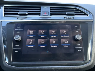 Volkswagen Tiguan 50% deal 10.975,- ACTIE Clima / Carplay / Cruise / Lane Assist - afbeelding nr 41