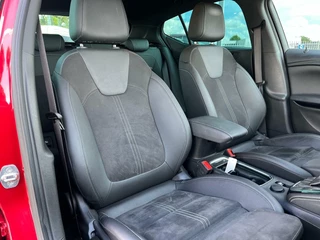 Opel Astra Opel Astra 1.4 Elegance Automaat Navigatie Apple Carplay - afbeelding nr 25