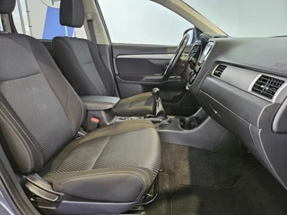 Mitsubishi Outlander Mitsubishi Outlander 2.0 Business Edition / Trekhaak / Camera - afbeelding nr 21