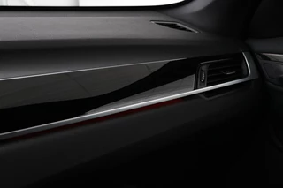 BMW X1 BMW X1 sDrive20i M Sport | Leder | Head-Up |  Stoelverwarming | Camera | Full LED | Sportstoelen | Navigatie | Park Assist | DAB - afbeelding nr 27